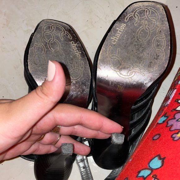 Sexy holes open toe heels - Picture 3 of 4